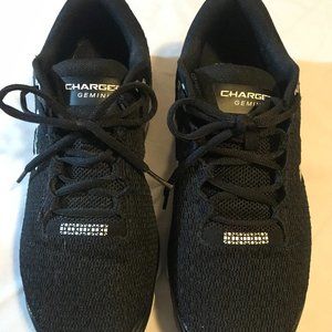 Under Armour Men's Charged Gemini size 9.5